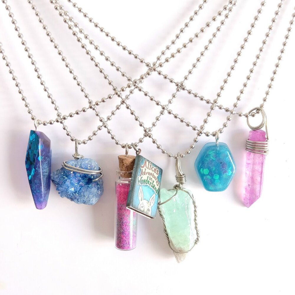 Necklace bundle - aventurine, quartz, druzy, sand in bottle, resin crystals New